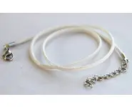 Tour de cou blanc 2mm