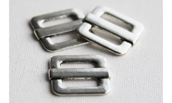 Passant boucle carrée