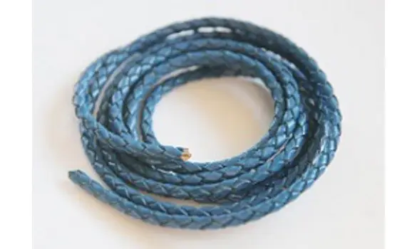 Cuir tressé 3mm bleu