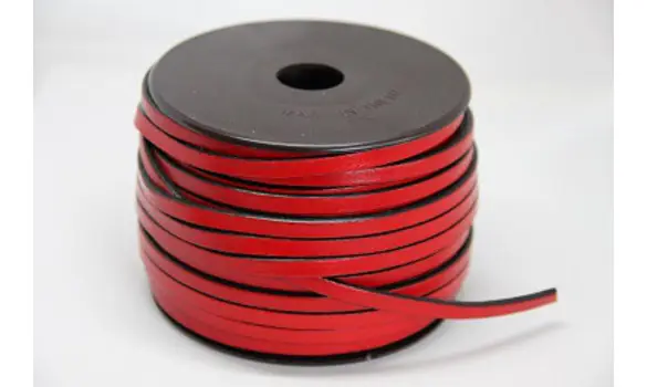 Cuir plat 5mm rouge